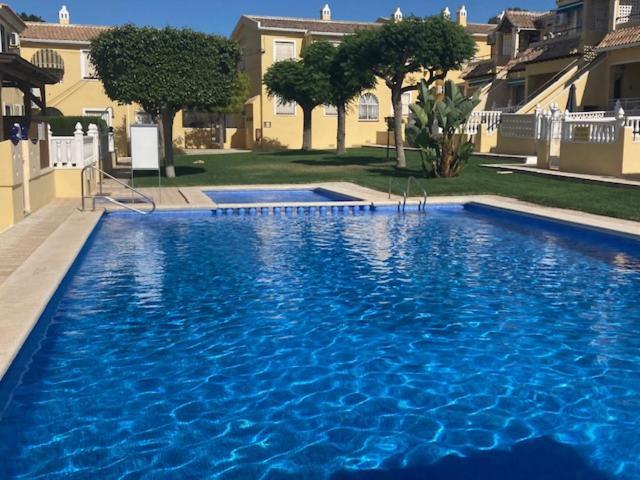 Villa Martin Secure Complex Two Bed Apartment With Access To Six Pools San Miguel De Salinas Exterior foto
